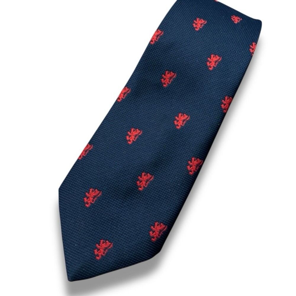 Ingles Buchan 100% Polyester Tie Rampant Lion Glasgow Scotland Red On Navy